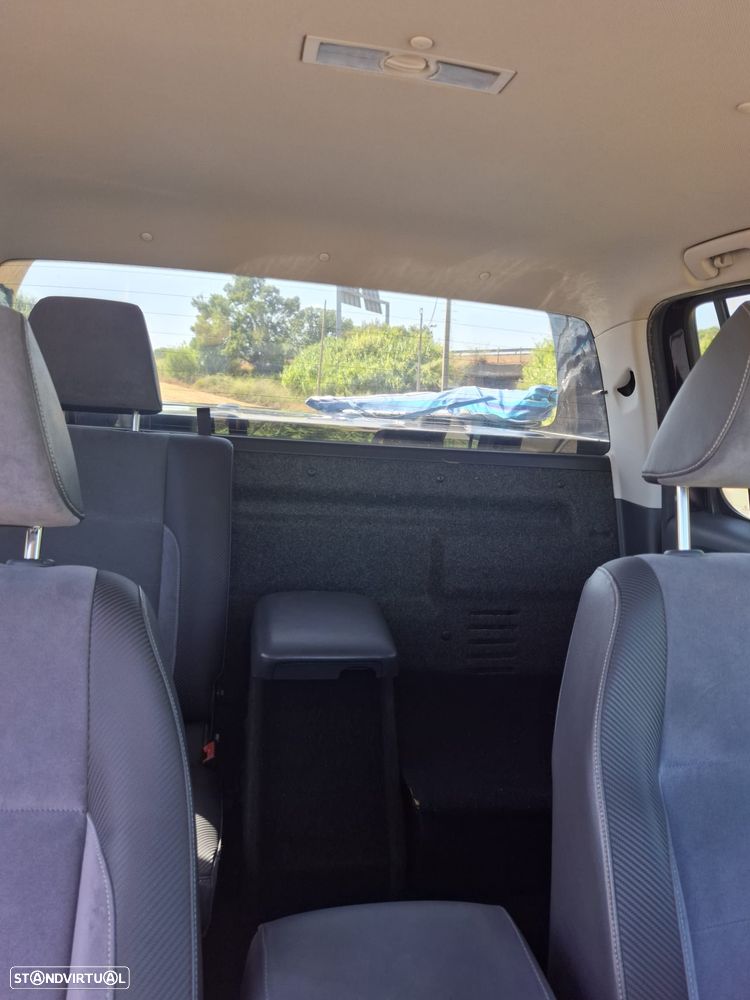 VW Amarok 2.0 TDi CD High.CM 4Motion - 17