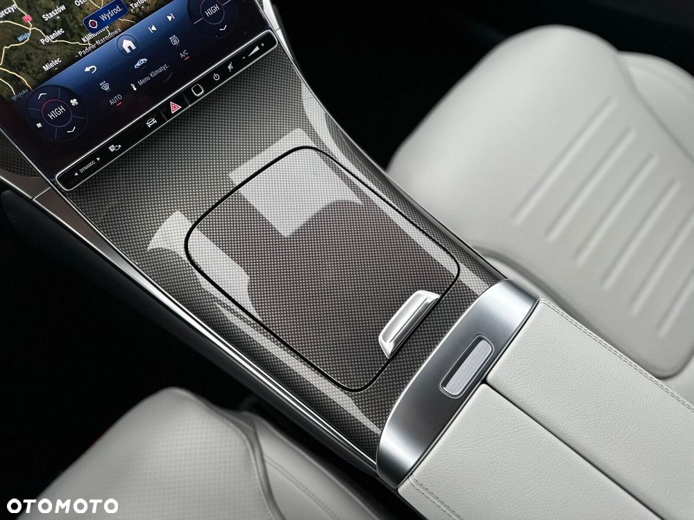 Mercedes-Benz GLC - 21