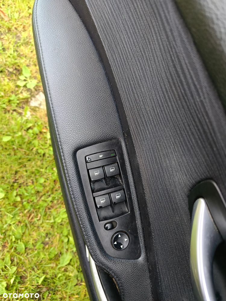 BMW Seria 1 118d - 8