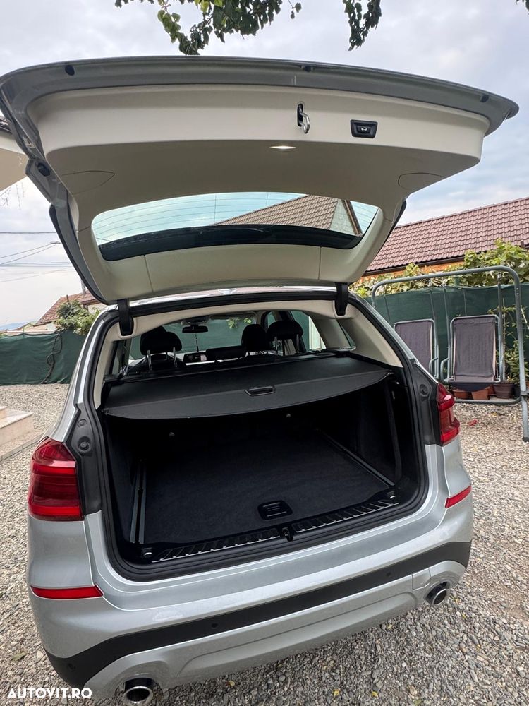 BMW X3 xDrive20d Aut. - 10