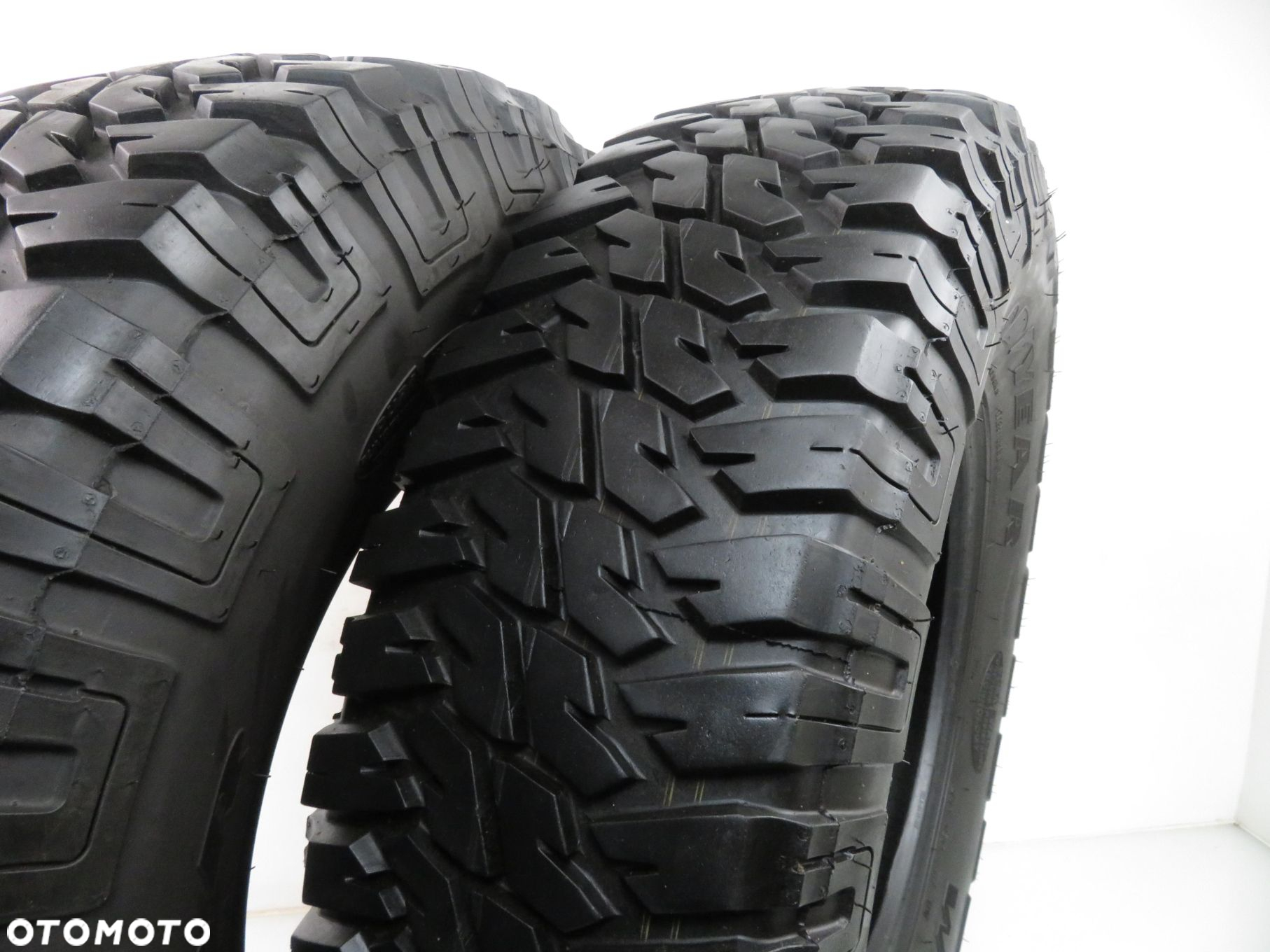 2x 235/85R16 OPONY LETNIE Goodyear Wrangler - 9