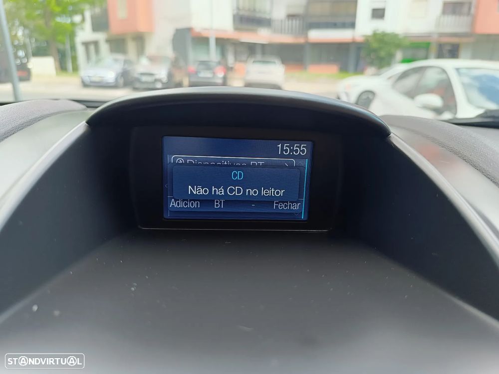 Ford Fiesta 1.5 TDCi Titanium - 36