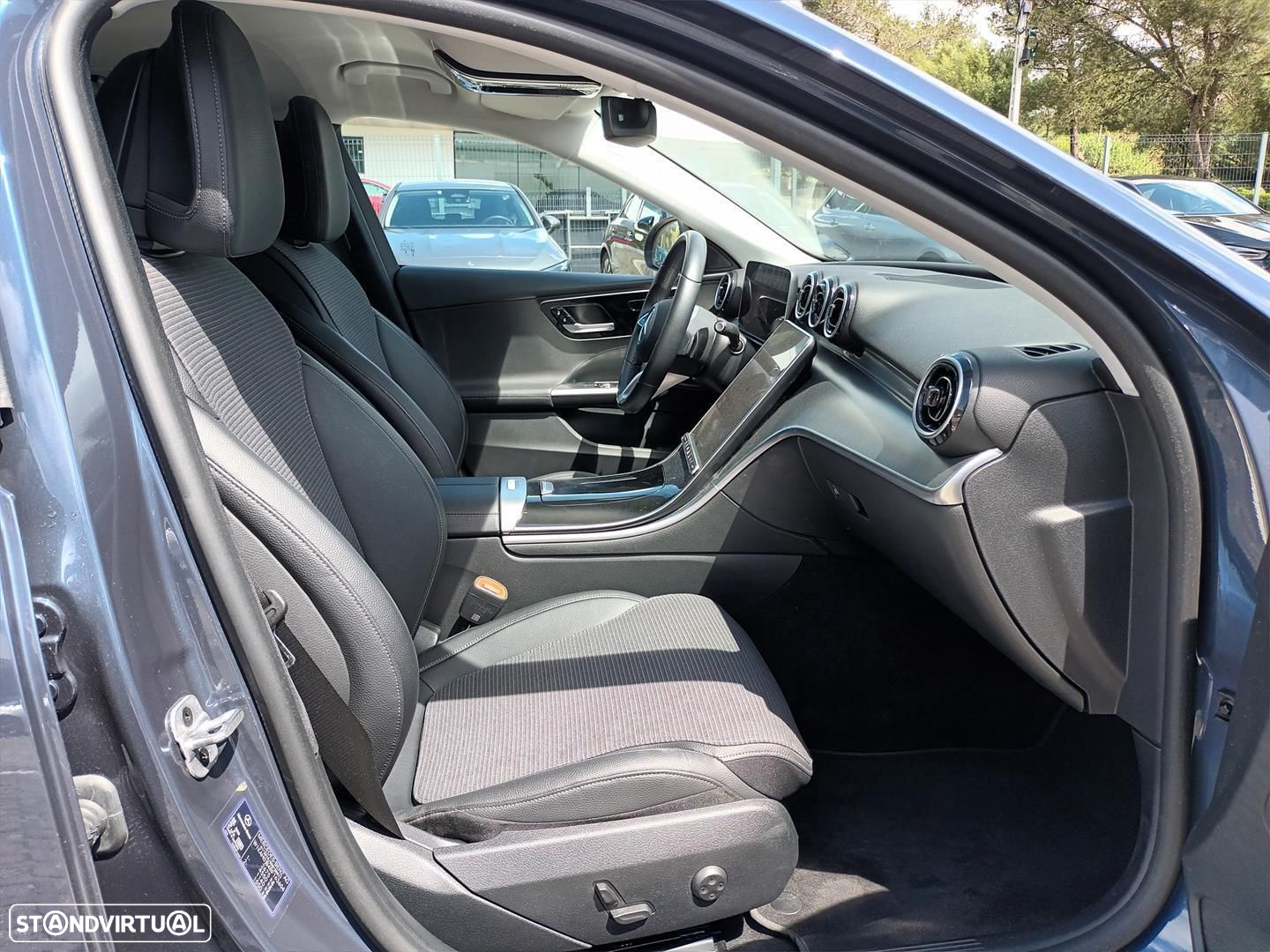 Mercedes-Benz C 300 de Avantgarde - 12