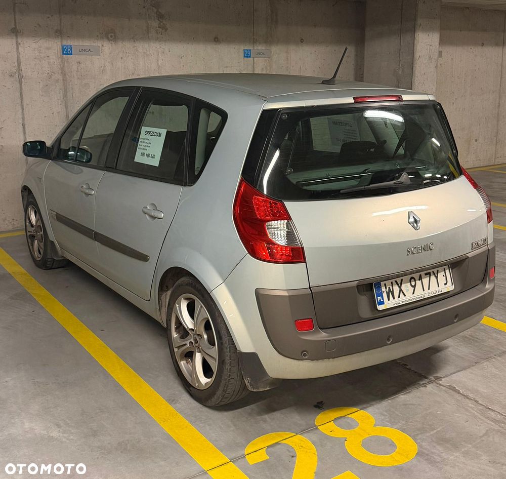Renault Scenic 1.9 dCi Confort Privilege - 6