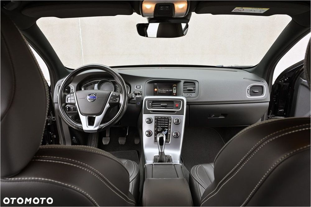 Volvo V60 D3 Drive-E Kinetic - 21