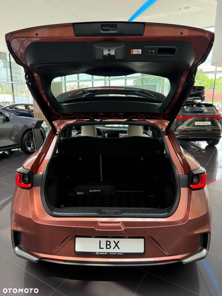 Lexus LBX 1.5 Hybrid Elegant - 8