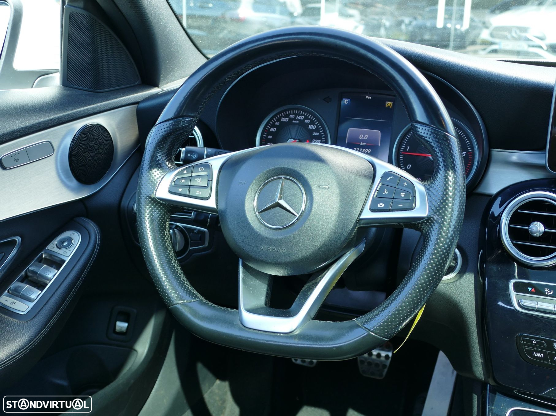 Mercedes-Benz C 220 d AMG Line - 24