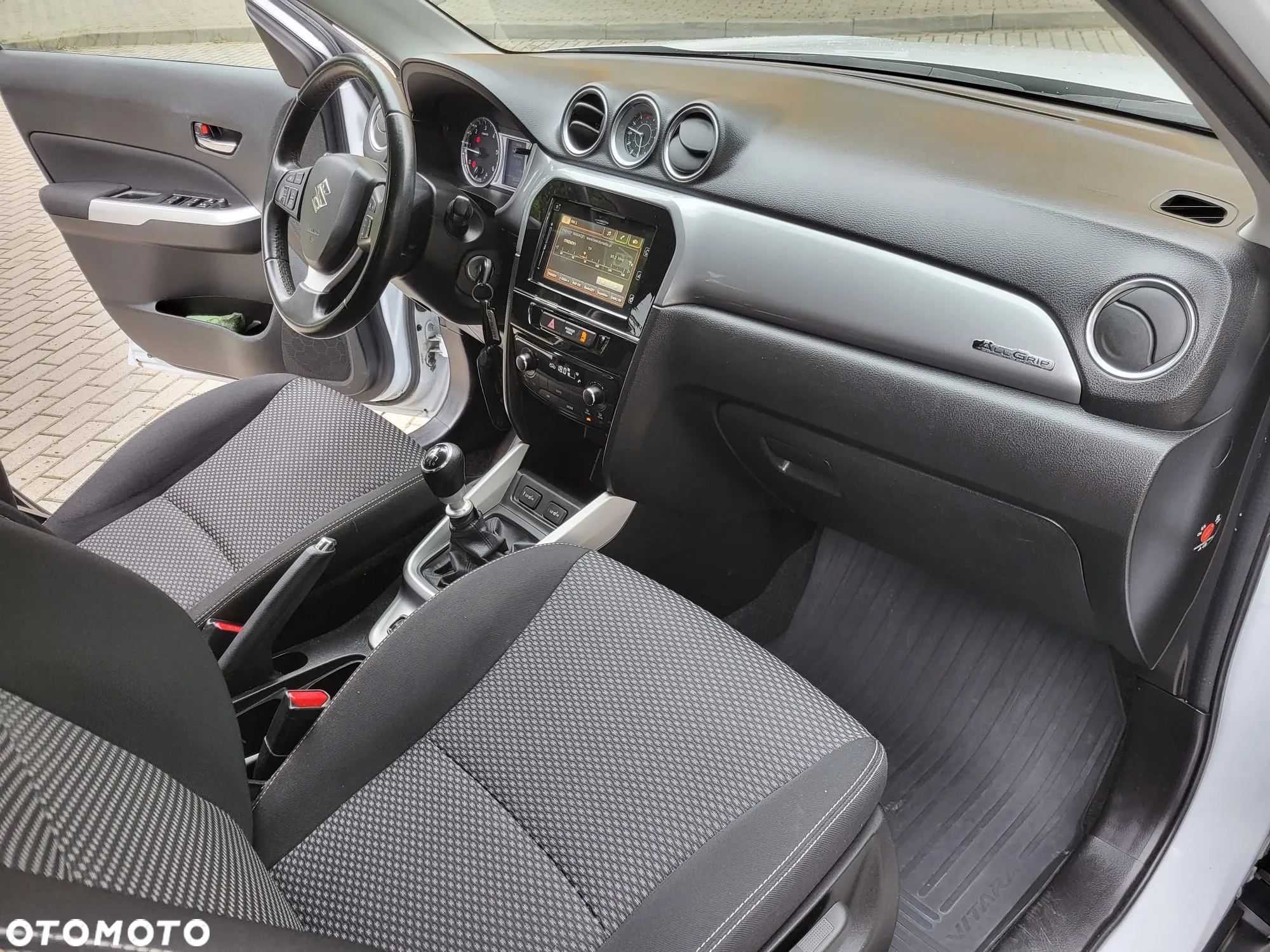 Suzuki Vitara 1.6 DDiS (4x4) Allgrip Comfort+ - 19