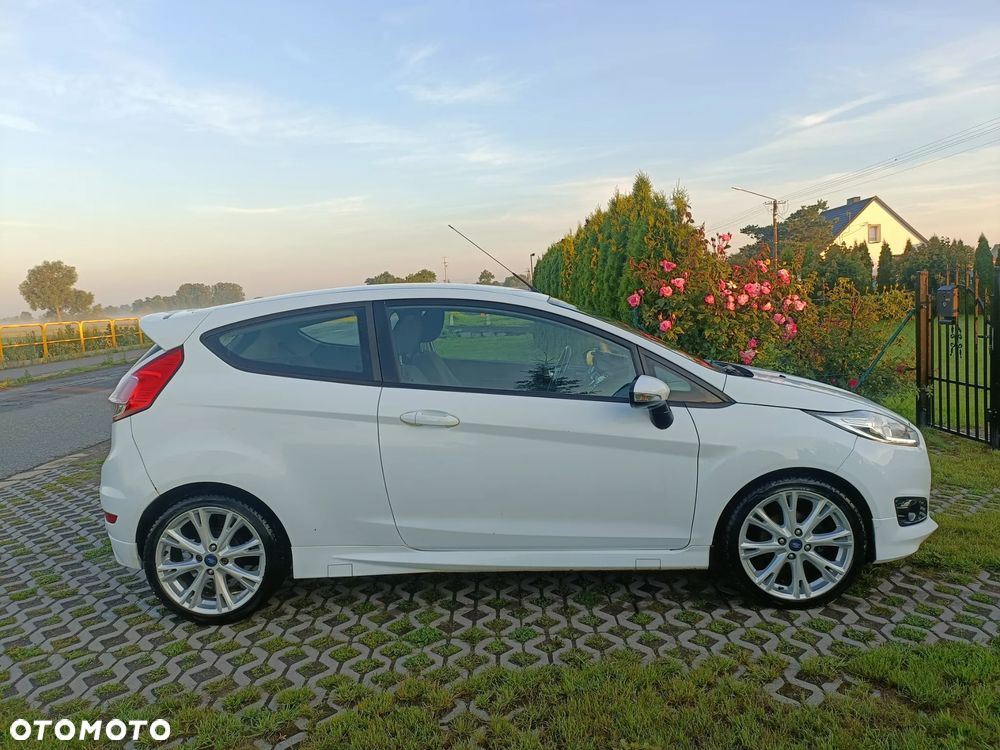 Ford Fiesta - 6