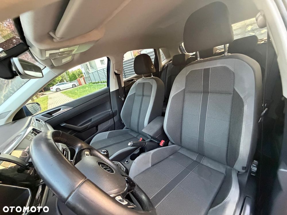 Volkswagen Polo 1.0 TSI R-Line Plus - 12