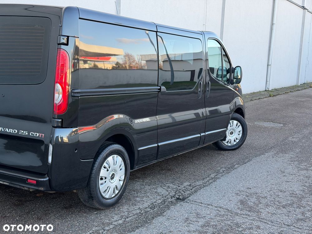 Opel Vivaro LONG - 36