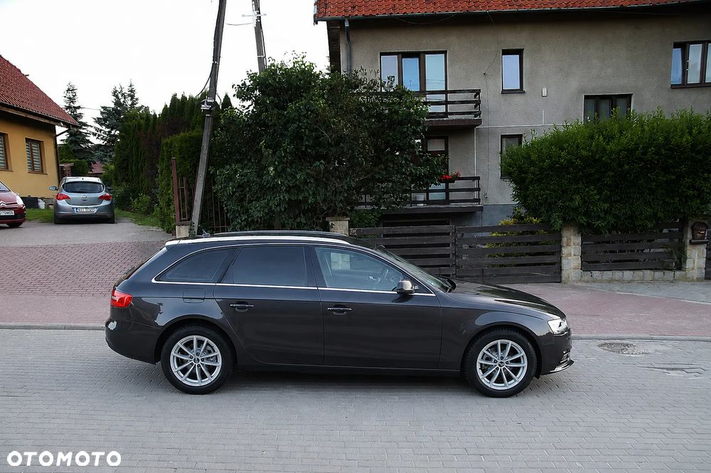 Audi A4 Avant 2.0 TDI DPF Attraction - 10