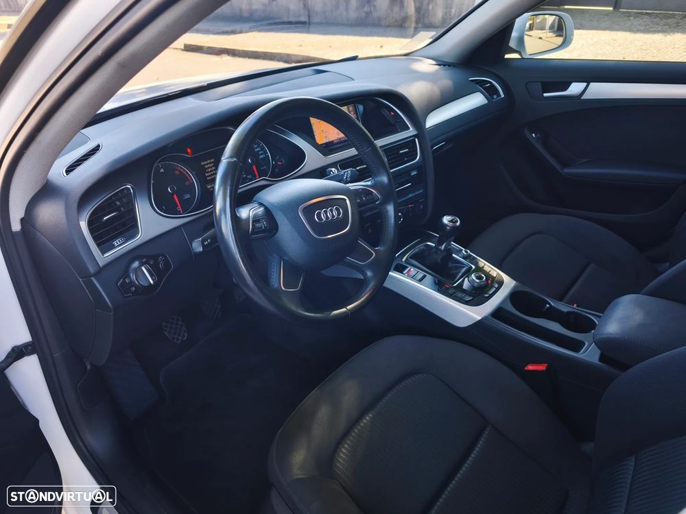 Audi A4 Avant 2.0 TDI Business Line - 6