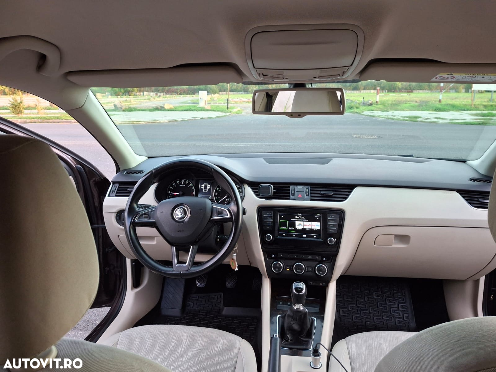 Skoda Octavia 1.6 TDI Style - 9