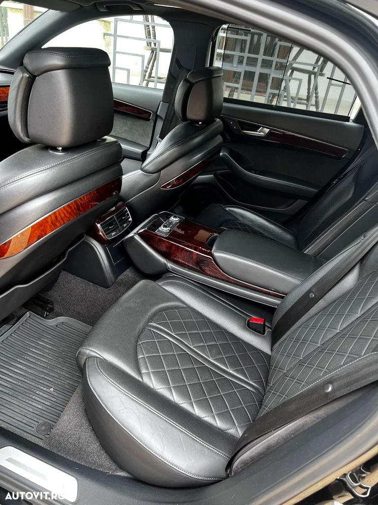 Audi A8 3.0 TDI DPF clean diesel quattro tiptronic - 9