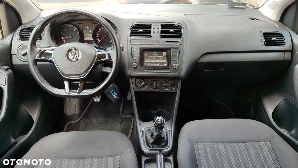 Volkswagen Polo - 10