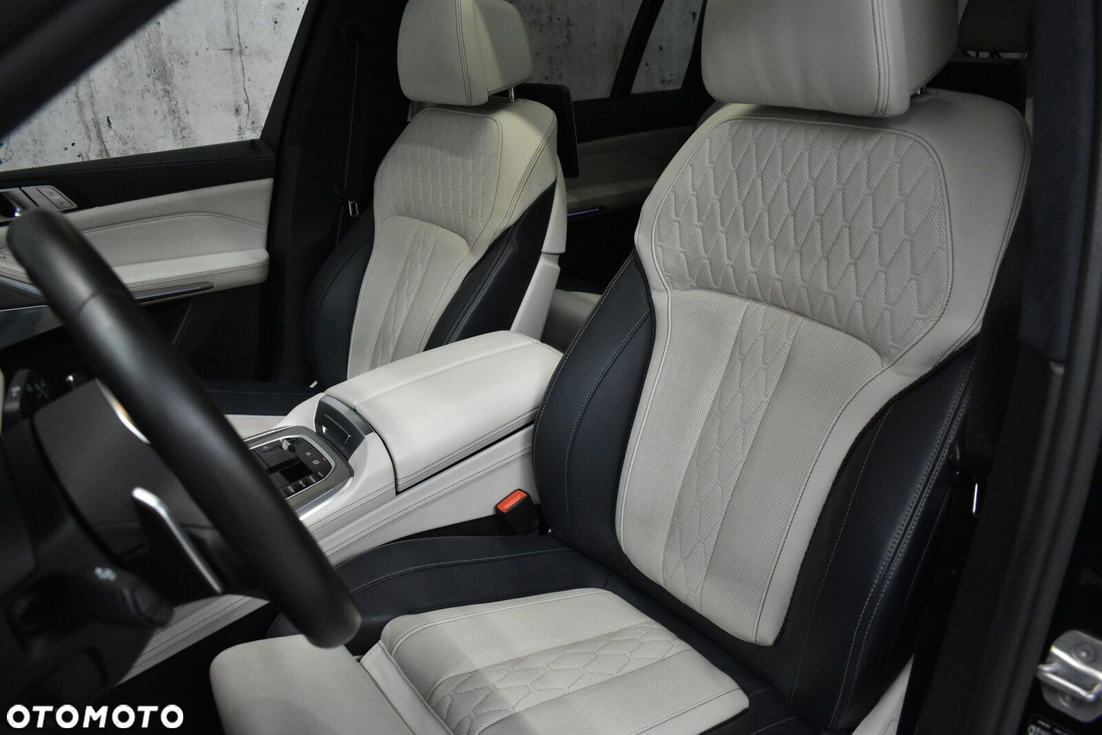 BMW X7 M50d sport - 9
