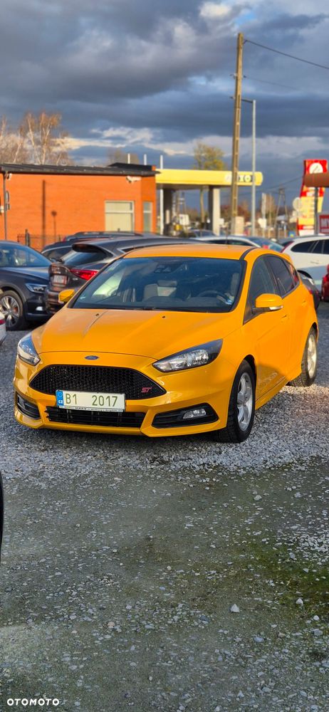 Ford Focus 2.0 EcoBoost ST mit Leder-Exclusiv-Paket - 5