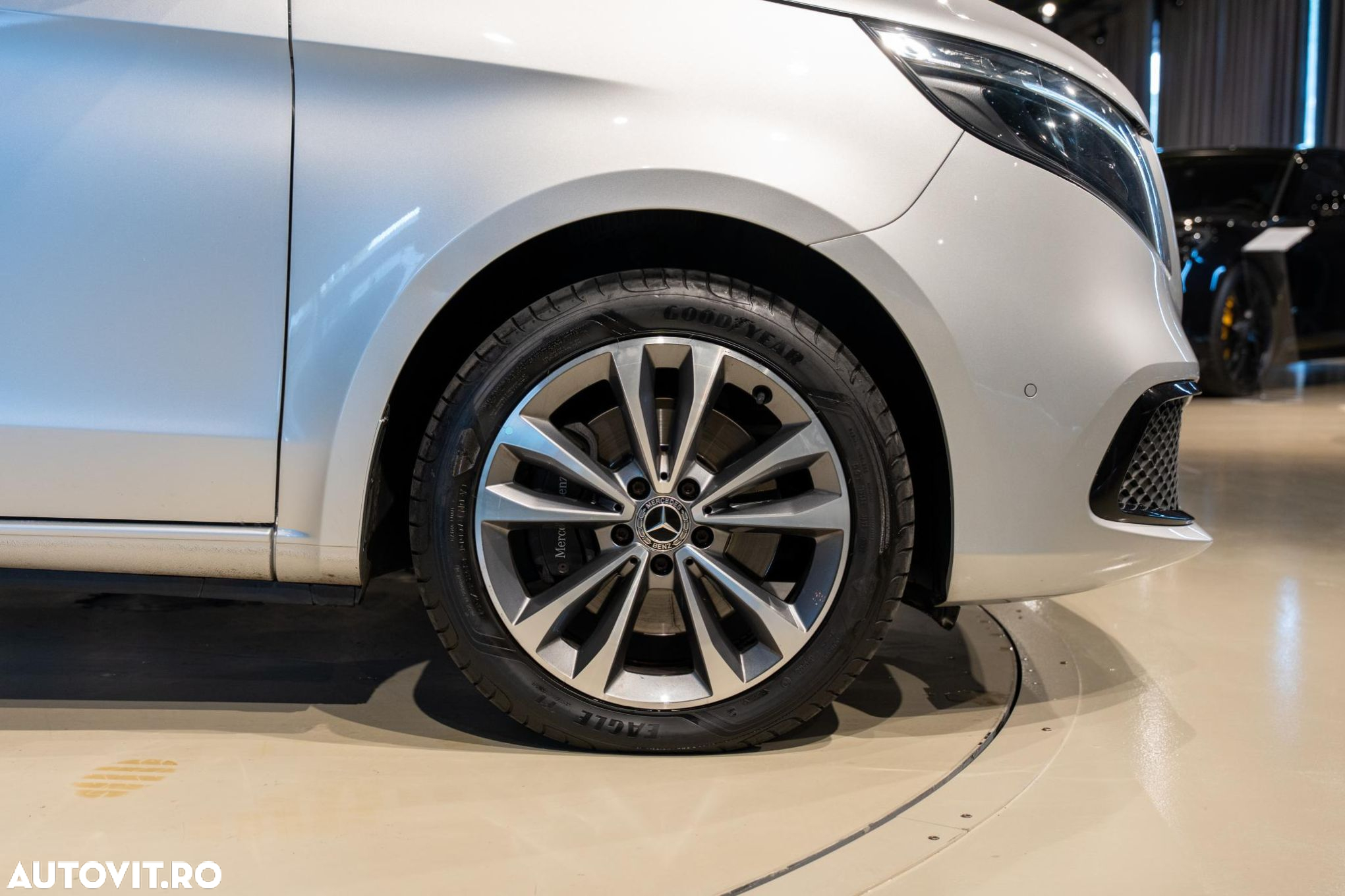 Mercedes-Benz V 250 d Extralung Avantgarde - 11