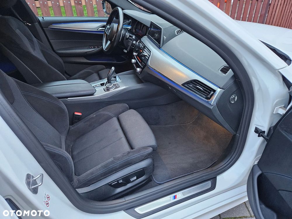 BMW Seria 5 520d xDrive M Sport sport - 5
