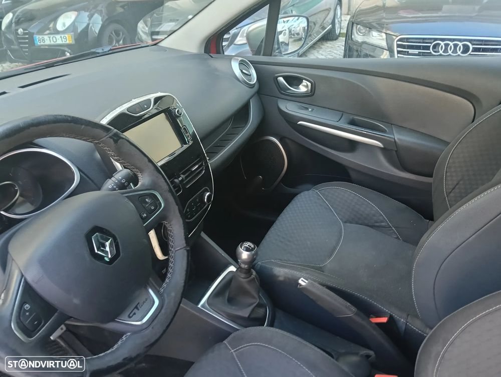 Renault Clio Sport Tourer 1.5 dCi GT Line - 11