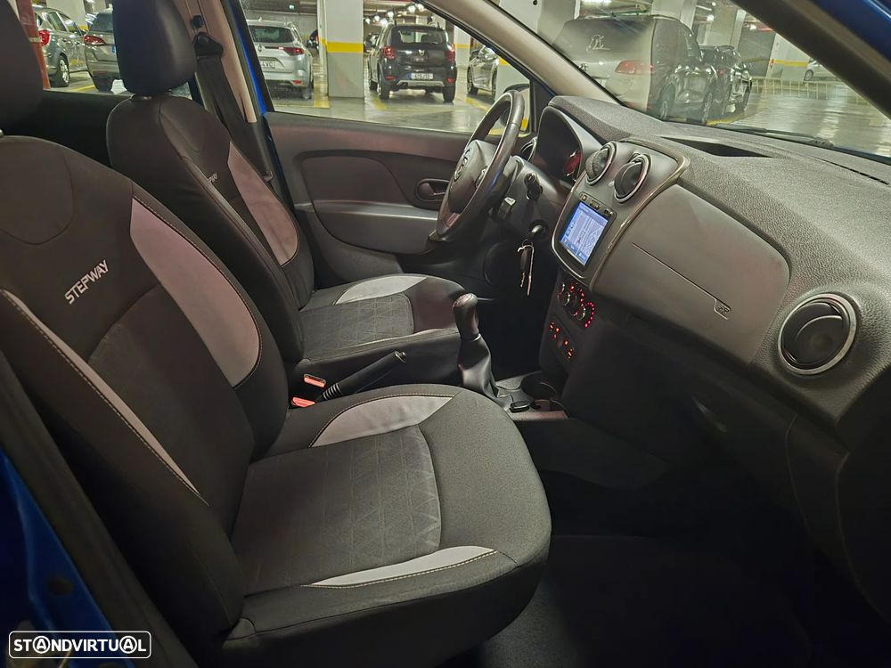 Dacia Sandero 0.9 TCe Stepway - 29
