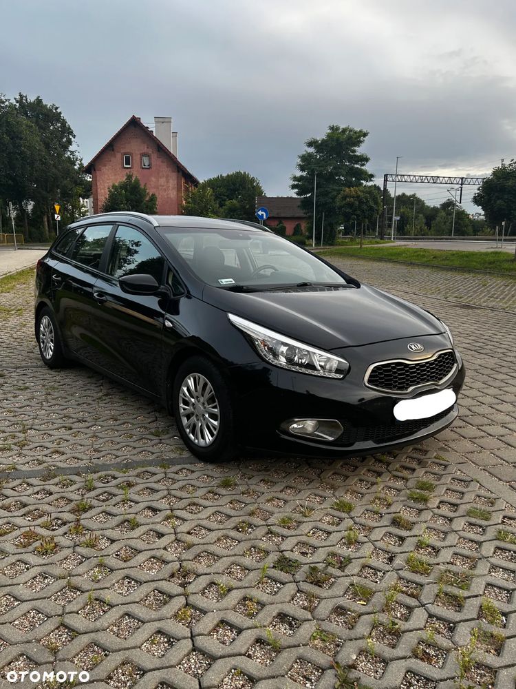 Kia Ceed - 6
