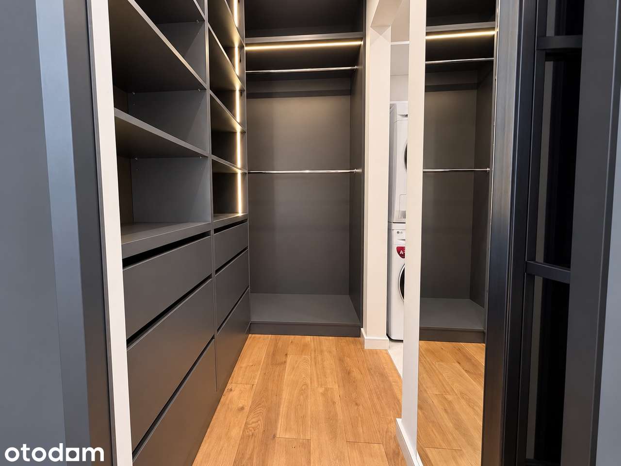 Przestronne 71m2 z garderobą, pralnią, balkonem i 2 miejscami w garażu