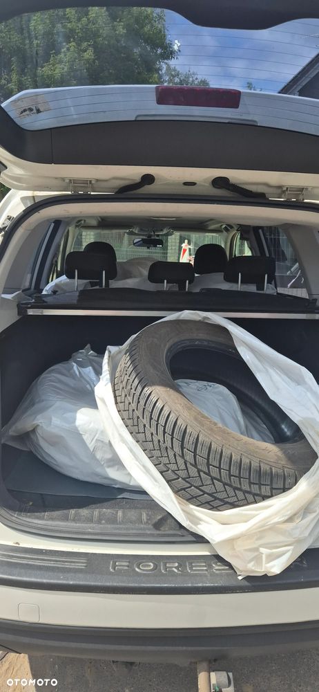 Subaru Forester 2.0i Exclusive Lineartronic - 18