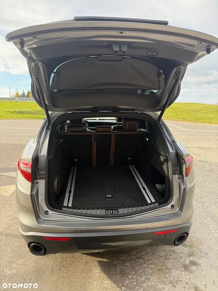 Alfa Romeo Stelvio 2.0 Turbo B-Tech Edition Q4 - 4