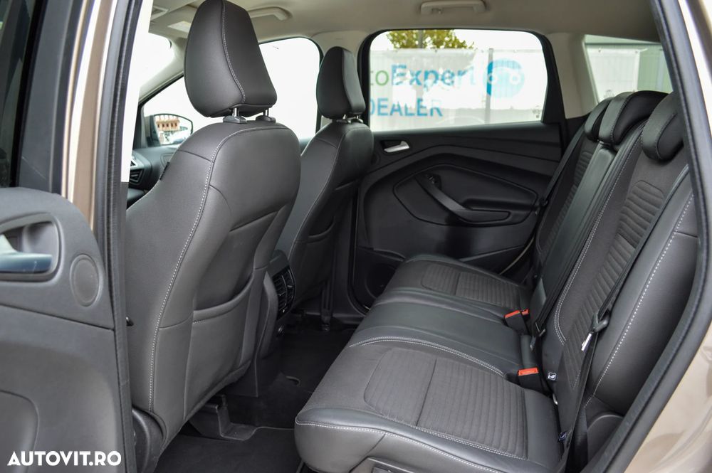 Ford Kuga 1.5 EcoBoost 4x4 Aut. Trend - 15