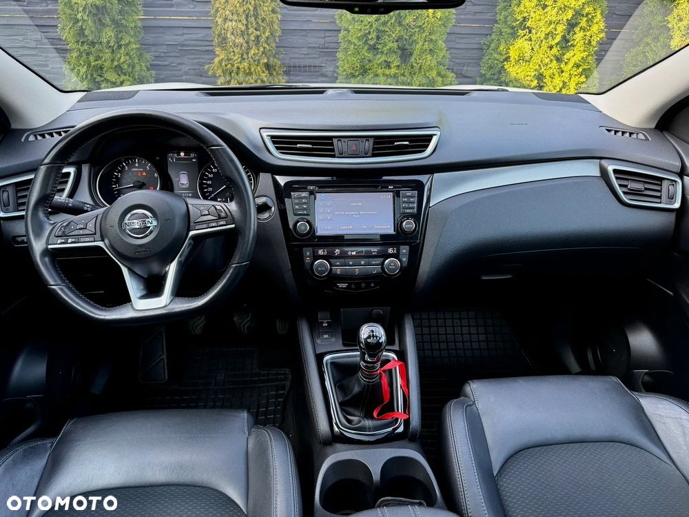 Nissan Qashqai 1.6 DIG-T Tekna - 11