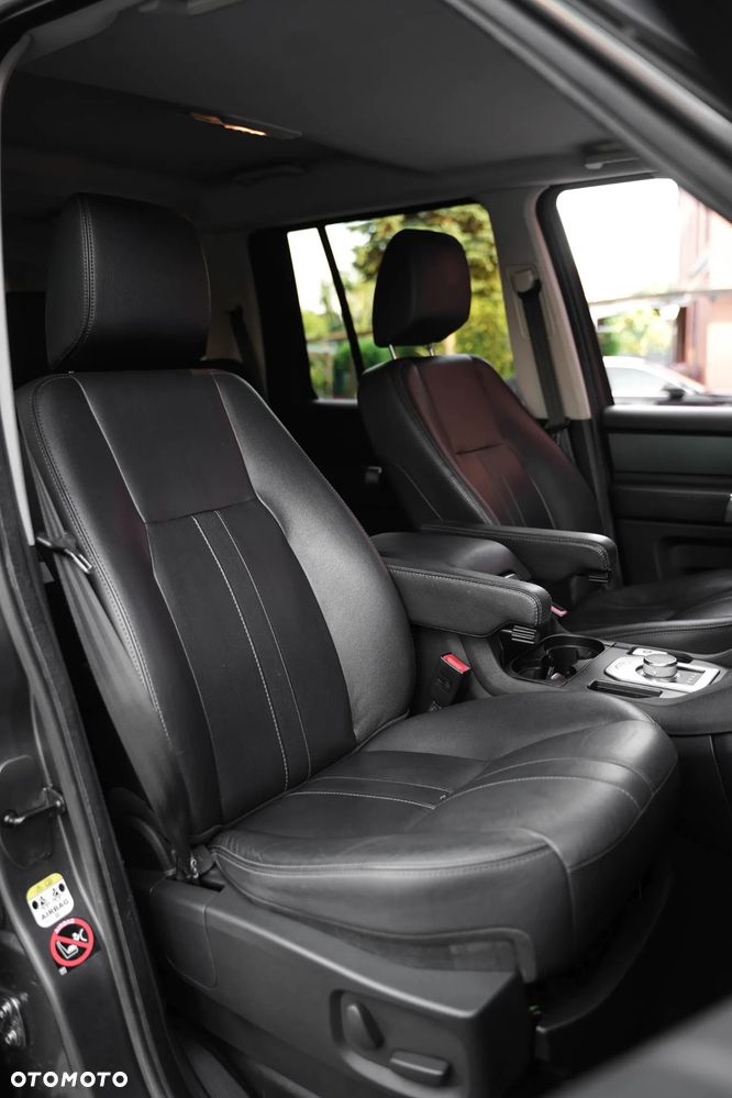 Land Rover Discovery 3.0 SD V6 SE - 24
