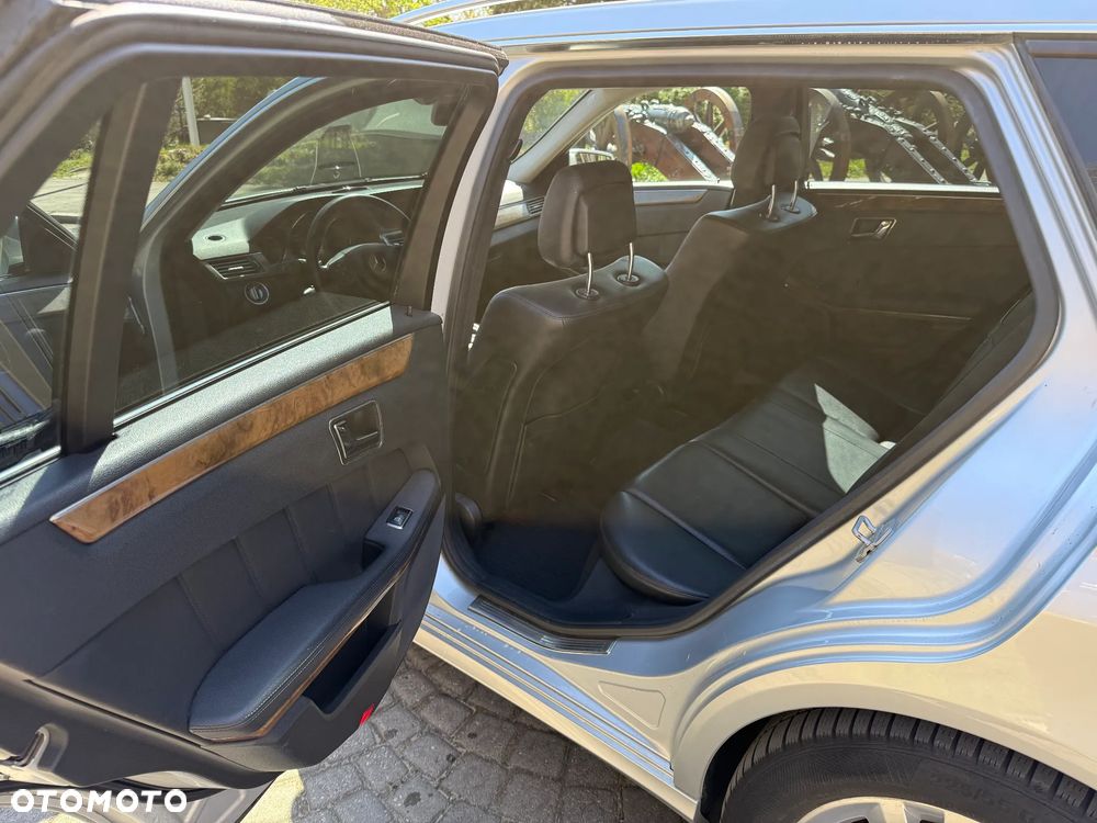 Mercedes-Benz Klasa E 220 CDI DPF BlueEFFICIENCY 7G-TRONIC - 10