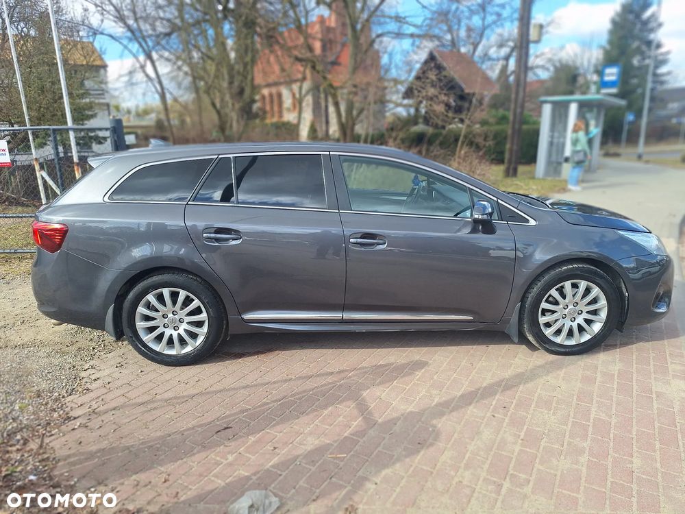 Toyota Avensis 2.0 D-4D Active Business - 8
