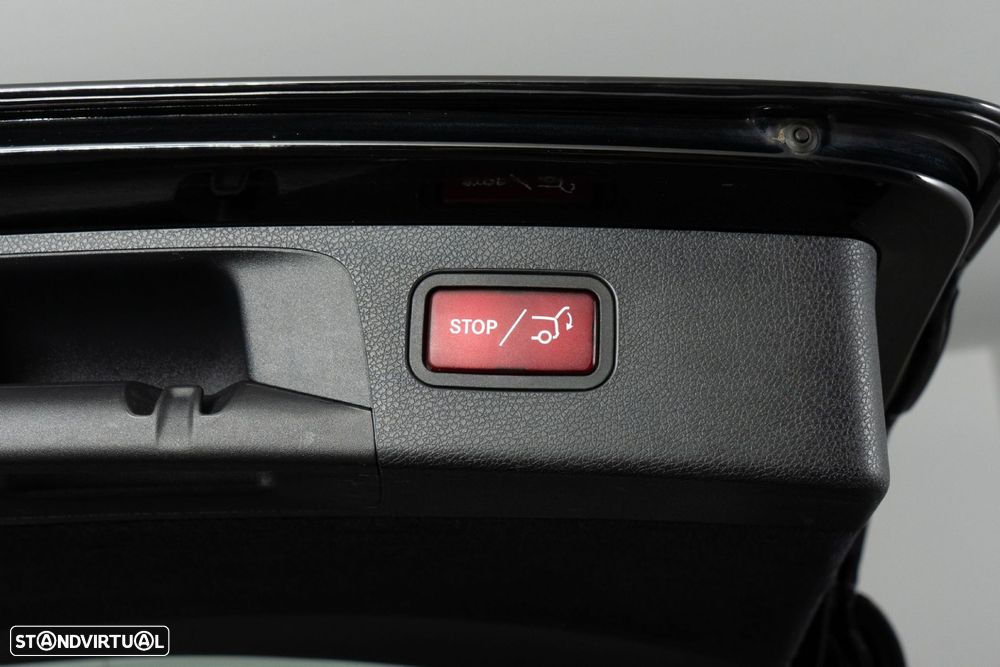 Mercedes-Benz E 300 de Avantgarde - 16