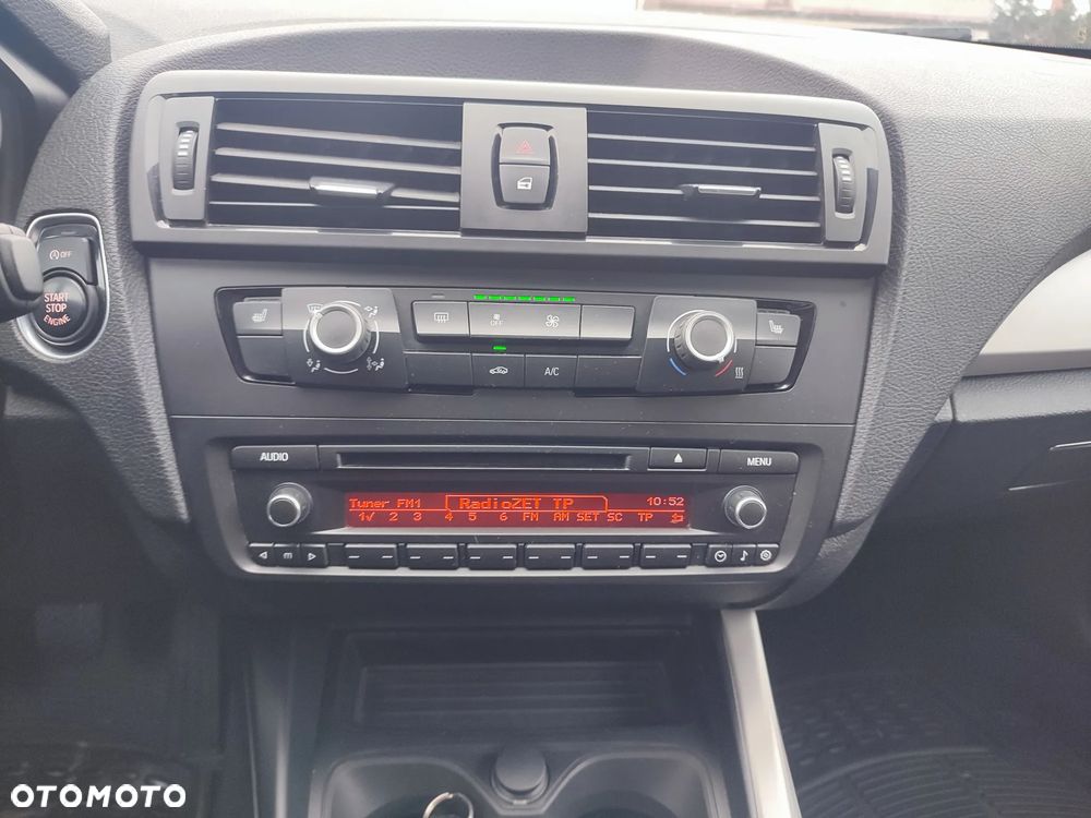 BMW Seria 1 114i Sport Line - 10