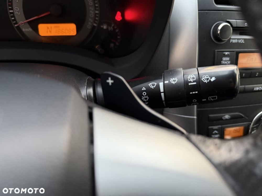 Toyota Auris 1.6 MultiMode Edition - 32