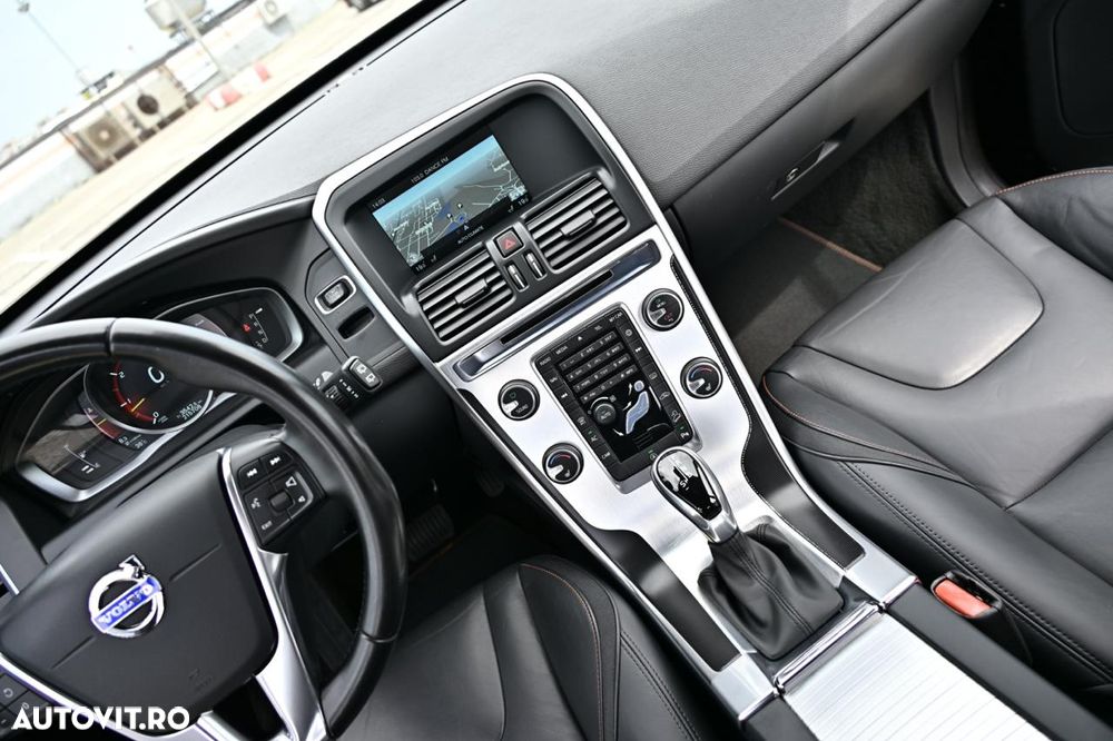 Volvo XC 60 - 18