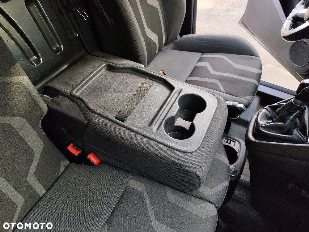 Ford Connect - 22