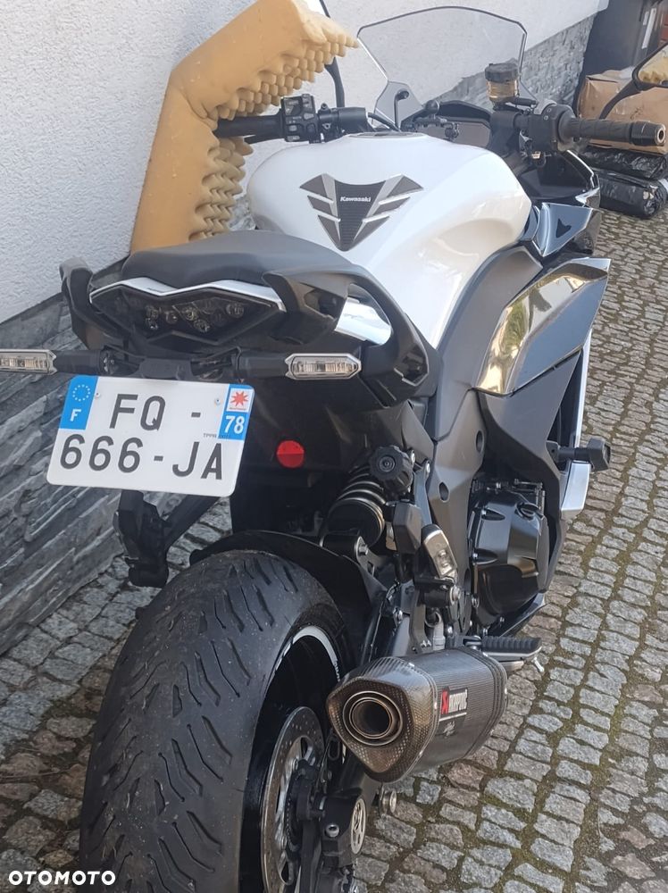 Kawasaki Ninja 1000 SX - 8