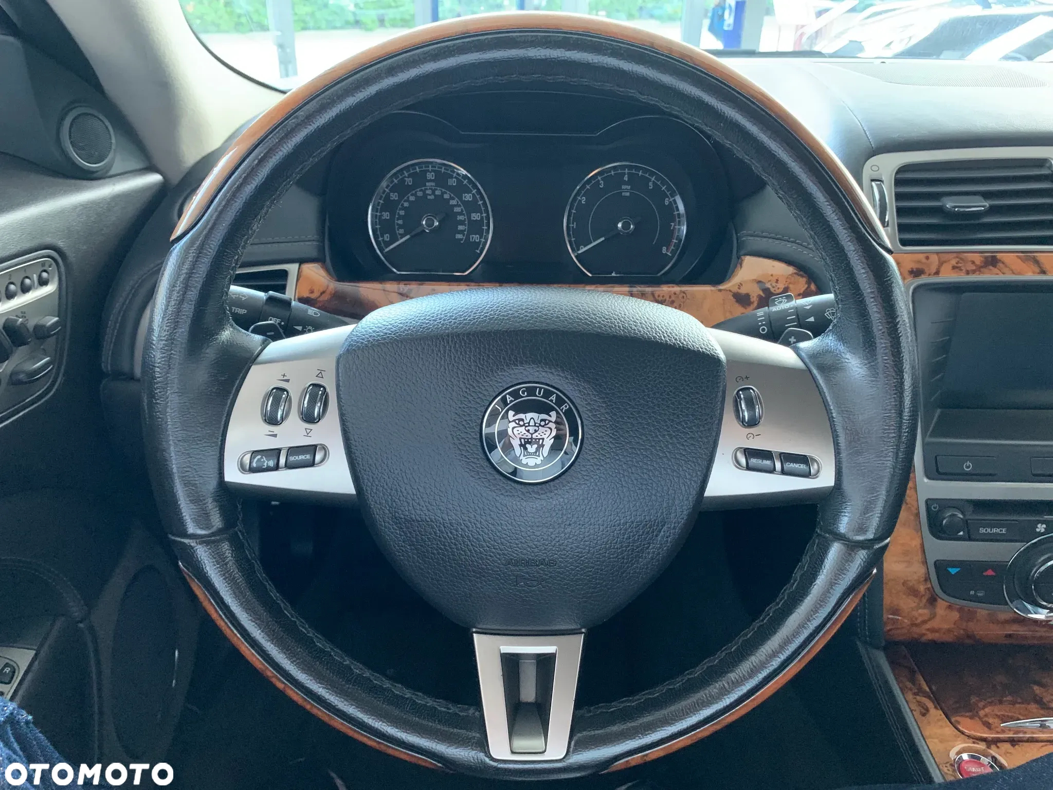 Jaguar XK 4.2 Coupe - 12