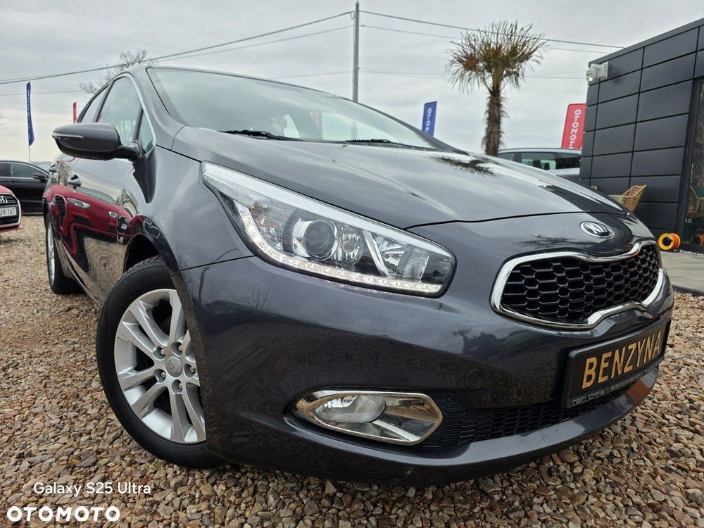 Kia Ceed - 3