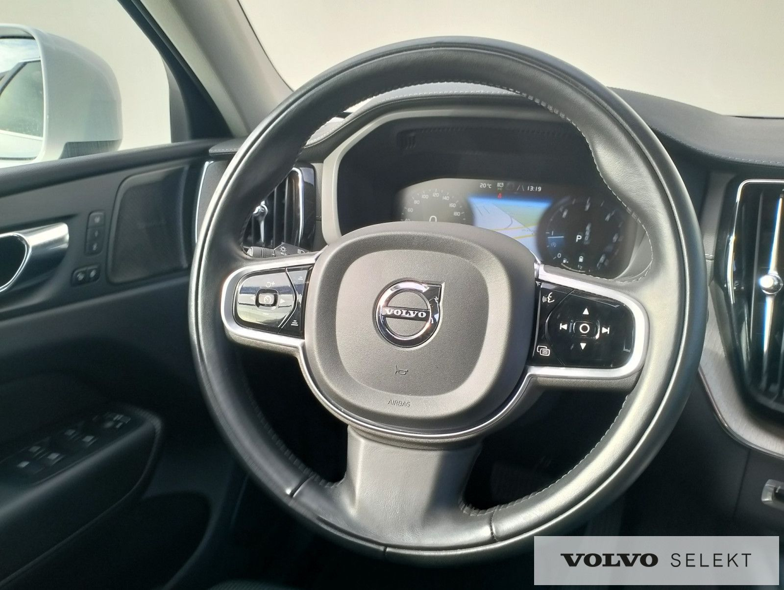 Volvo XC 60 - 22