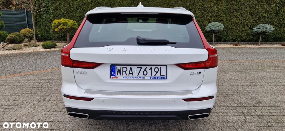 Volvo V60 Cross Country D4 AWD Geartronic Pro - 5