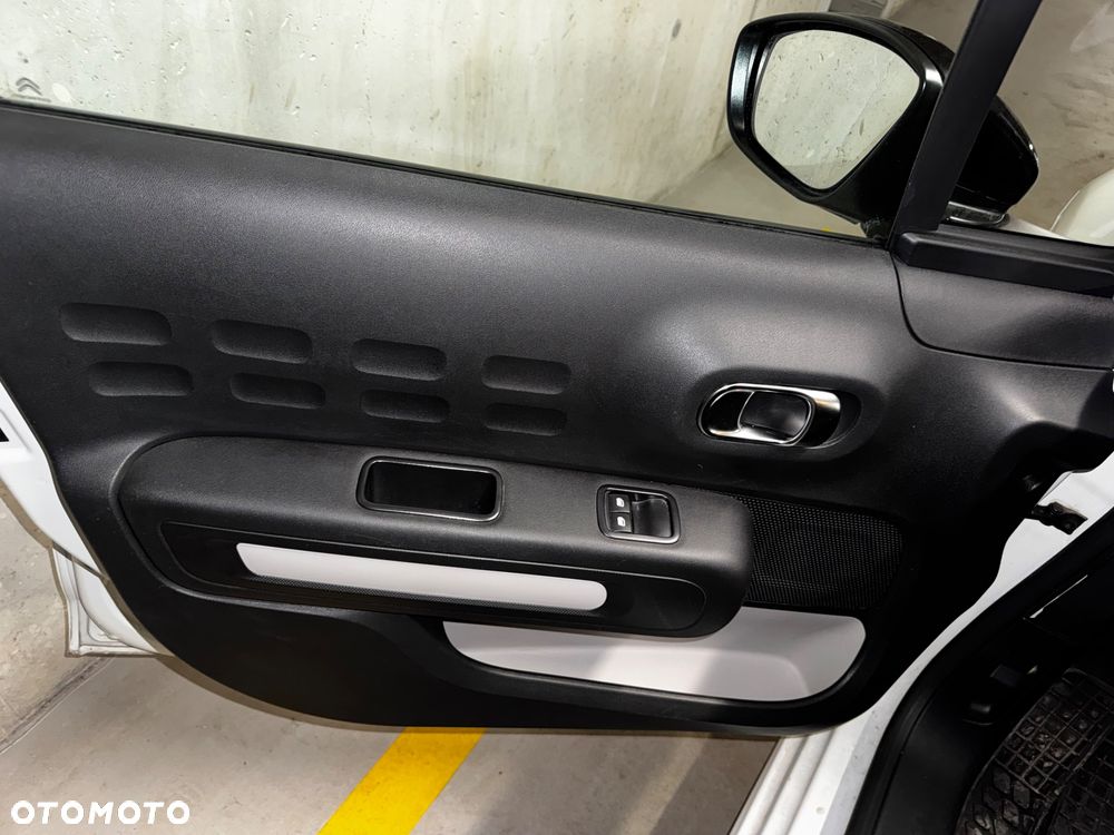 Citroën C3 1.2 PureTech Live - 19