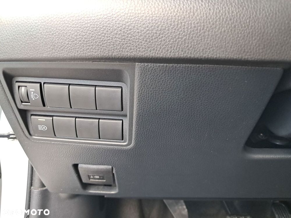 Toyota Yaris 1.5 Comfort - 24