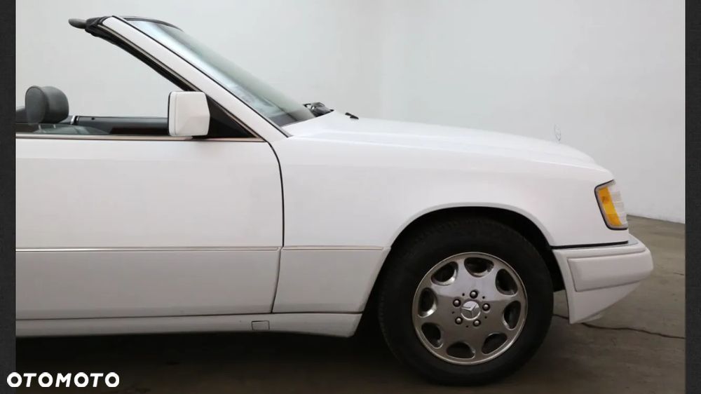 Mercedes-Benz W124 (1984-1993) - 34