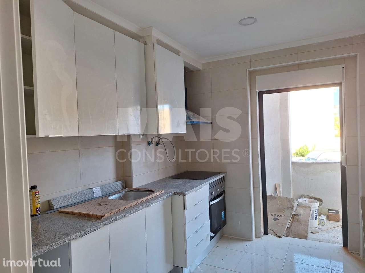 Apartamento T1 Rch DTO Remodelado em Benavente - Grande imagem: 5/6