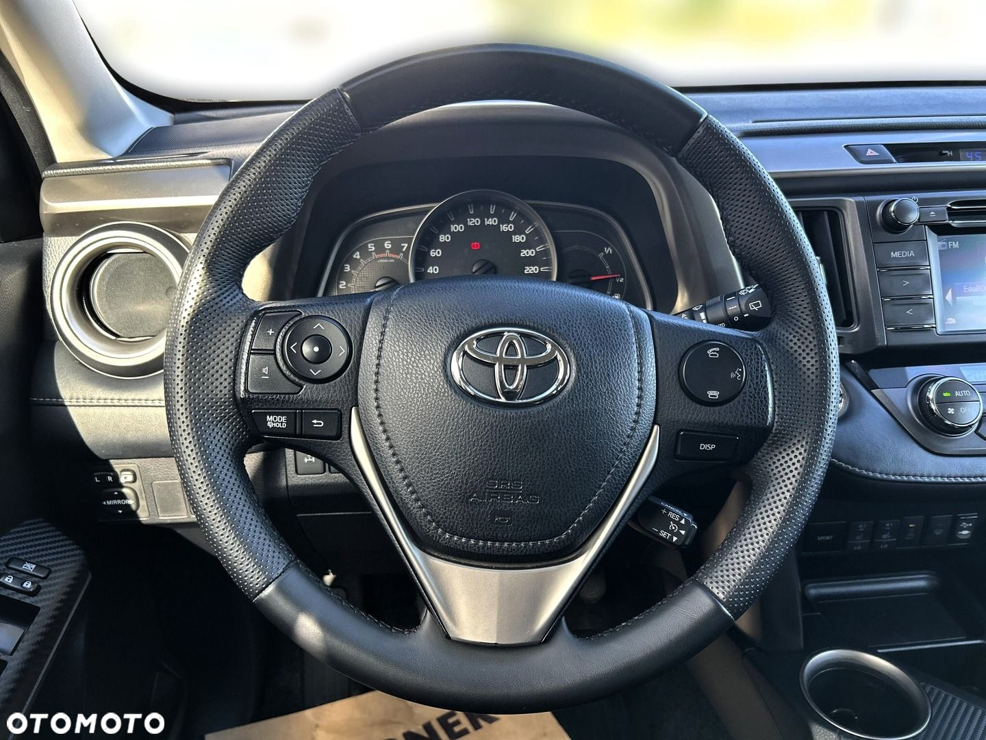 Toyota RAV4 - 14